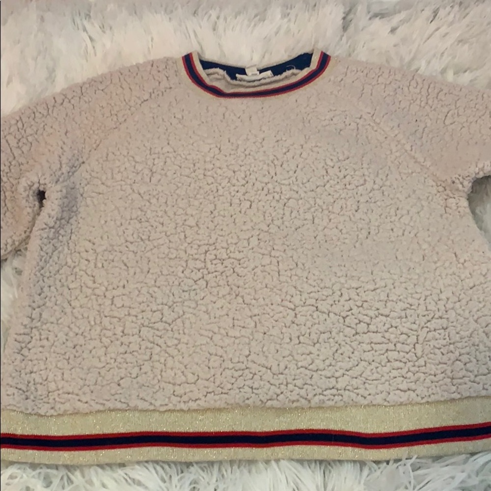 Long sleeve fur sweatshirt